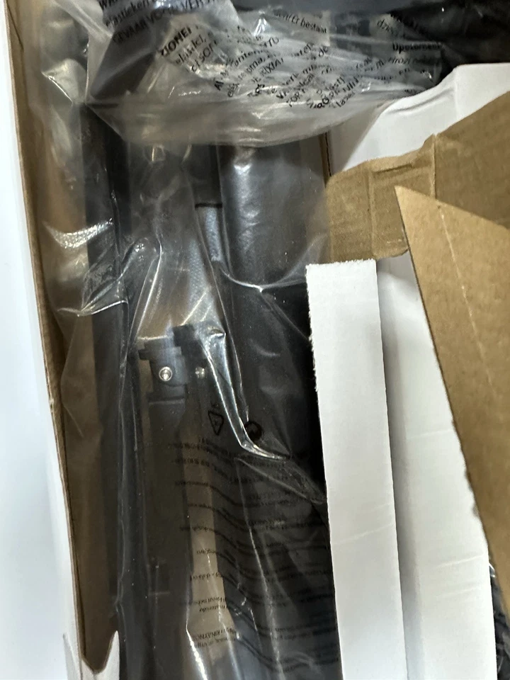 National Geographic CF700SM Carbon Fiber, Slow Motion Mount, 70mm Lens Telescope - Image 4 of 4