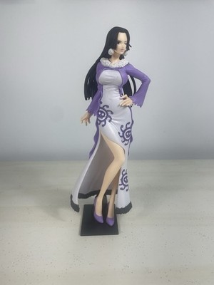 * One Piece Boa Hancock Purple Winter Glitter & Glamous Figure