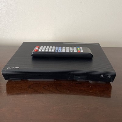 SAMSUNG BD-J5700 Wi-Fi Blu-Ray DVD Player w/ Remote + cable | TESTED & WORKING!