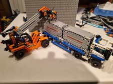 LEGO Technic Le transport du conteneur 42062