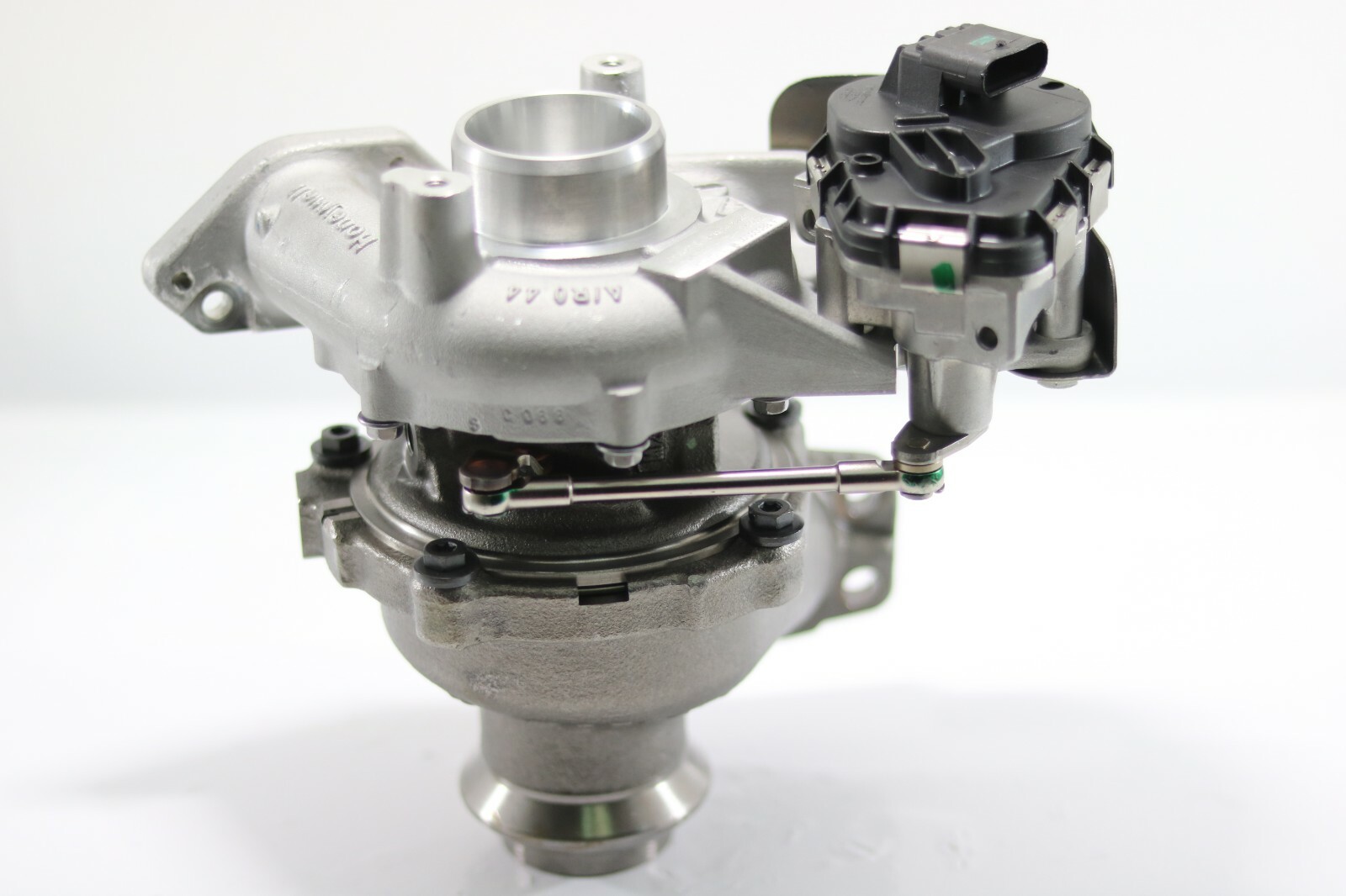 New Turbocharger 845275 Ford Focus Tourneo Transit 120HP 88Kw 2018  