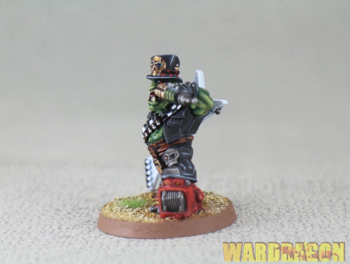 Warhammer Commemorative series WDS painted Orks Goff Rocker q50