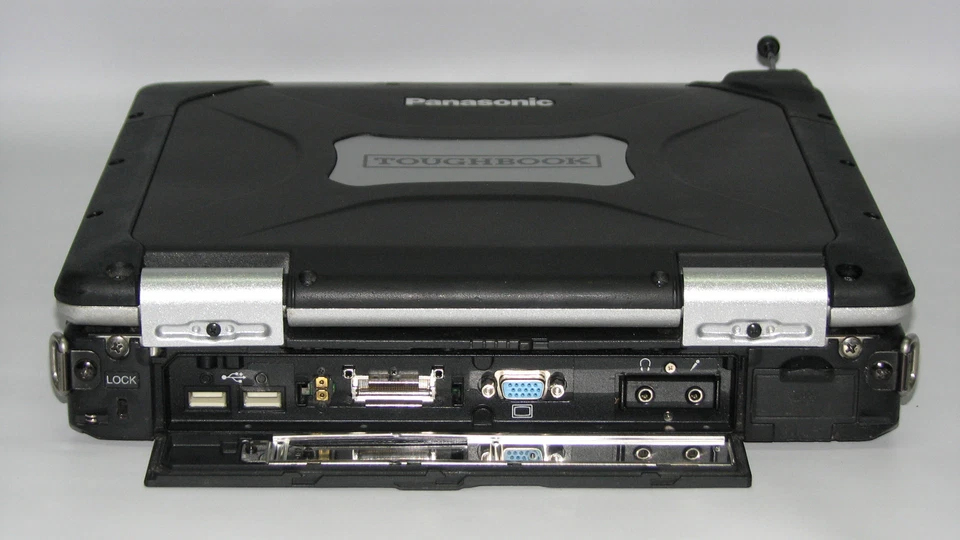 Rugged Panasonic Toughbook CF-30 Touch, Win 7 64bit, 250GB SSD, 4GB RAM, DVD - Image 2 of 2