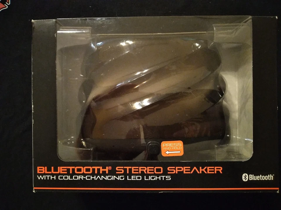 Blackweb Bluetooth Stereo Speaker With Color Changing LED Lights Brand Brand New - Image 4 of 4