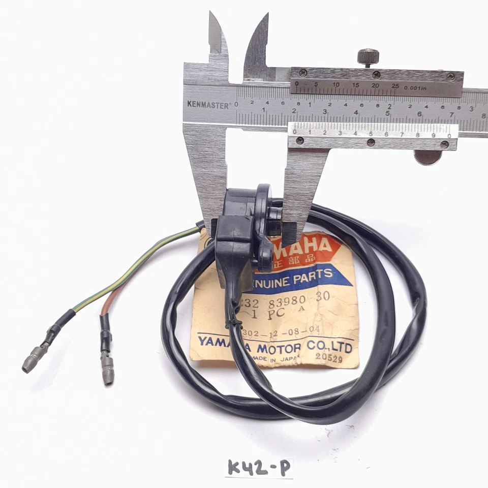 YAMAHA RD125 GT80 DT1 AT1 L5 R5 XS1 XS2 DS6 CS5 R3 Front Brake Switch Nos Japan - Image 4 of 4