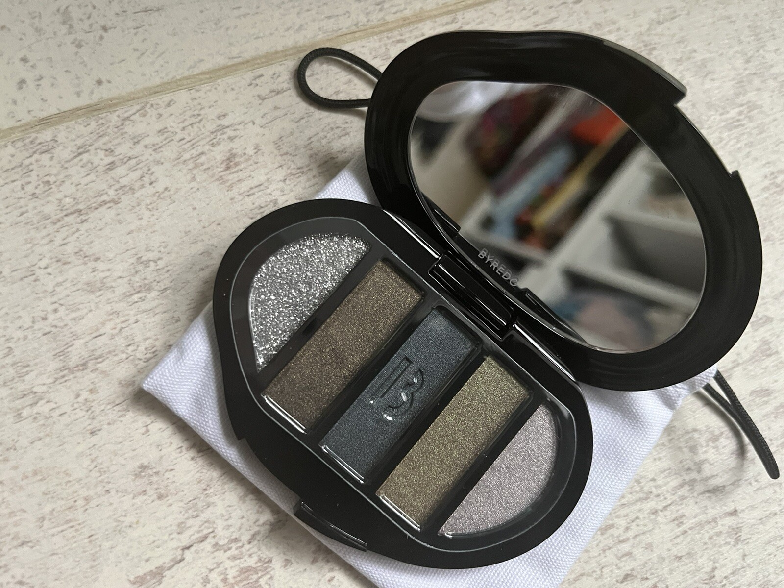 Byredo Eyeshadow Palette - Metal Boots 