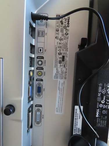 DELL 2007FPB 20"Flat UltraSharp 1600x1200 P.C. Monitor VGA/DVI (4:3) With Stand - Picture 3 of 8