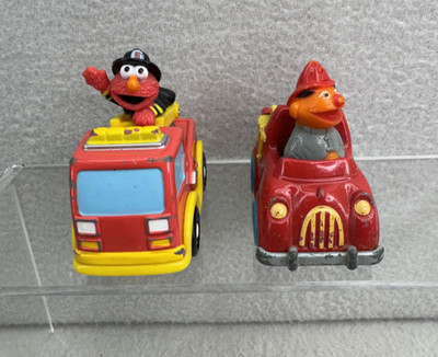 Sesame Street Fire Truck Lot Elmo Ernie Die Cast Vehicle Toy Ladder Damage