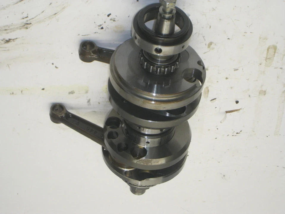 1979 SUZUKI GS425E GS E 425 КОЛЕНЧАТЫЙ ВАЛ РУКОЯТКА С ШАТУНАМИ - Изображение 3 из 4