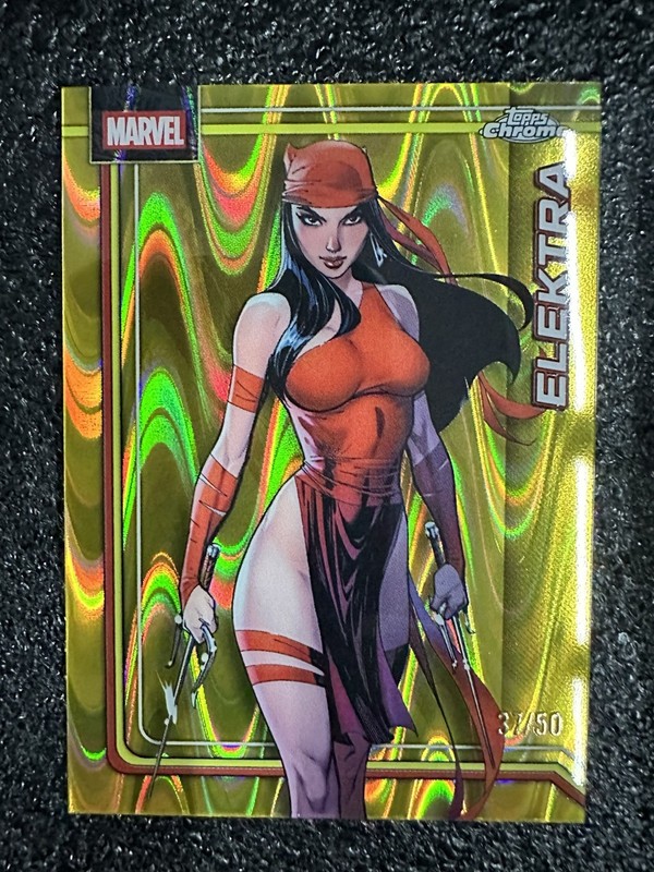 2026 Topps Chrome Marvel Elektra Gold Raywave Refractor #116 #37/50 Sp