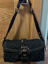 Vintage Coach Soho Black Signature C Buckle Flap Shoulder Bag Style 6314/2005y