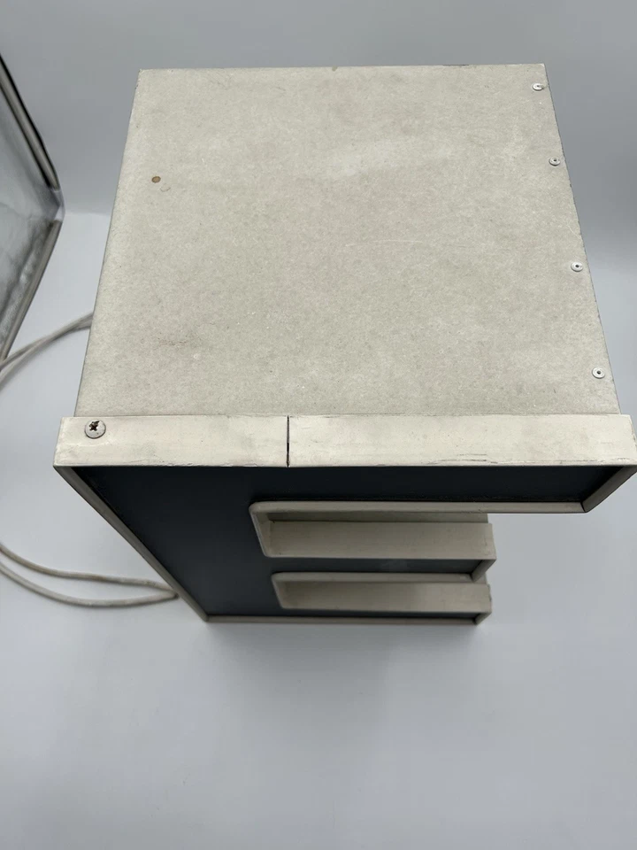 Vintage 16.5" Marquee Exterior Outside Lighted Sign, Letter E Store Sign Rustic - Image 2 of 4