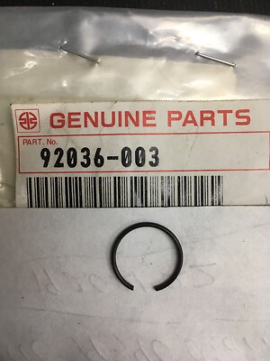 NOS KAWASAKI KX80 G5 KH100 KE100 KD125 Piston Pin Circlip QTY 2 PART# 92036-003