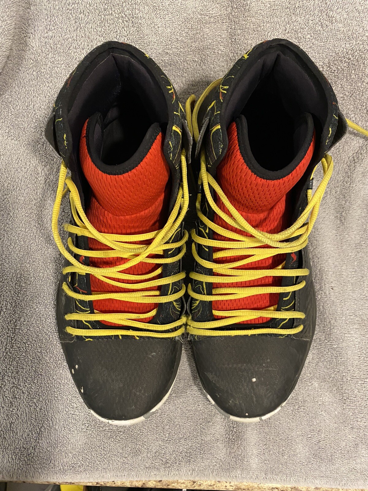 Used Worn Under Armour ICON Basketball Shoes Size 13 Gem