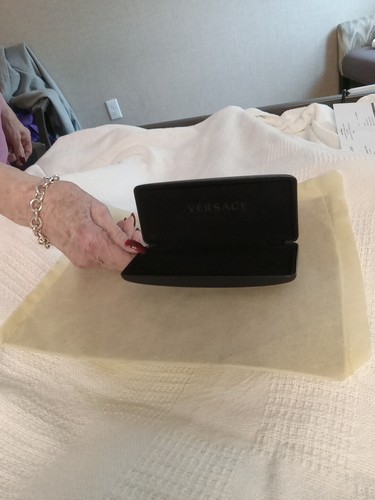 VERSACE HARTMUSCHELGLASGEHÄUSE SCHWARZ - Bild 3 von 6