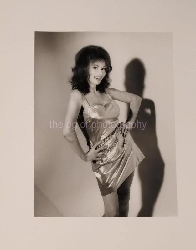 LAYA RAKI Dancer GERMAN FILM ACTRESS bw 14 X 11  FOUND  PHOTO Portrait 910 9 ZZ