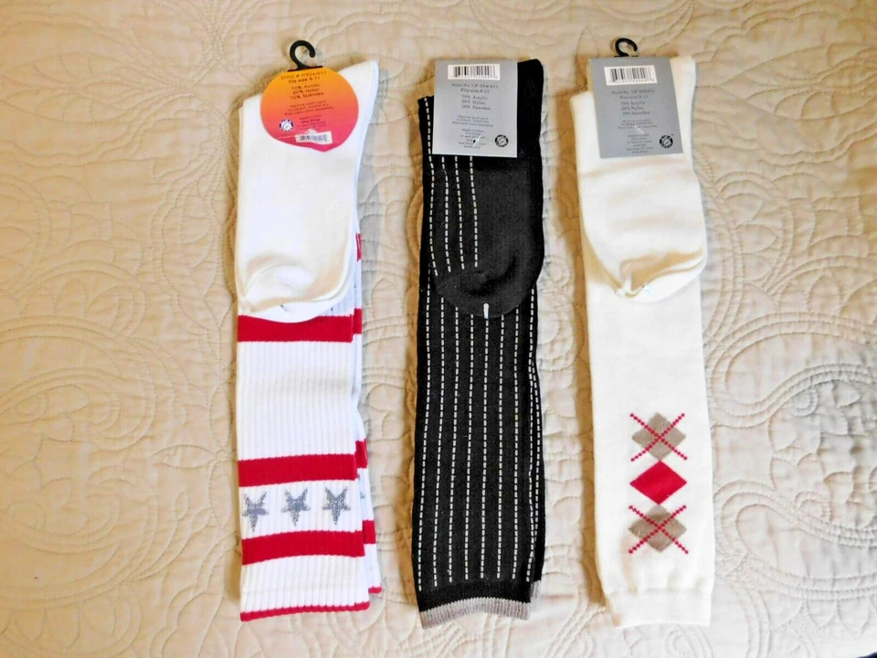 Calcetines hasta la rodilla divertidos pies para mujer 3 pares talla 9-11 blancos y negros con diseño Foto 2 de 3