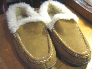 clarks bedroom shoes