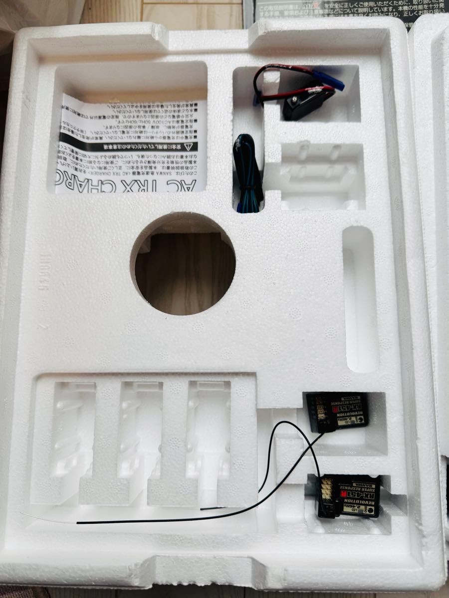 Sanwa M11X 2.4 RC Transmitter With 2x RX451R Receivers Radio