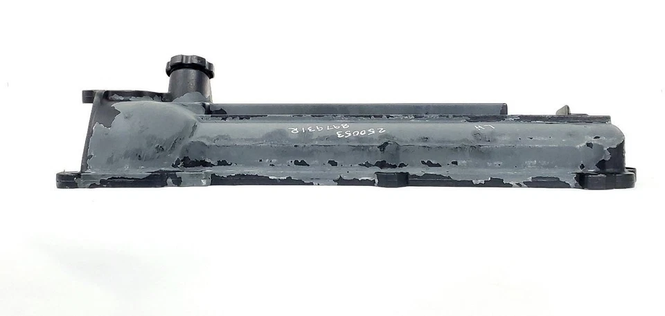 Cadillac XLR 2006 OEM cubierta de válvula de motor izquierdo 12589228 tiene rasguños Foto 4 de 4