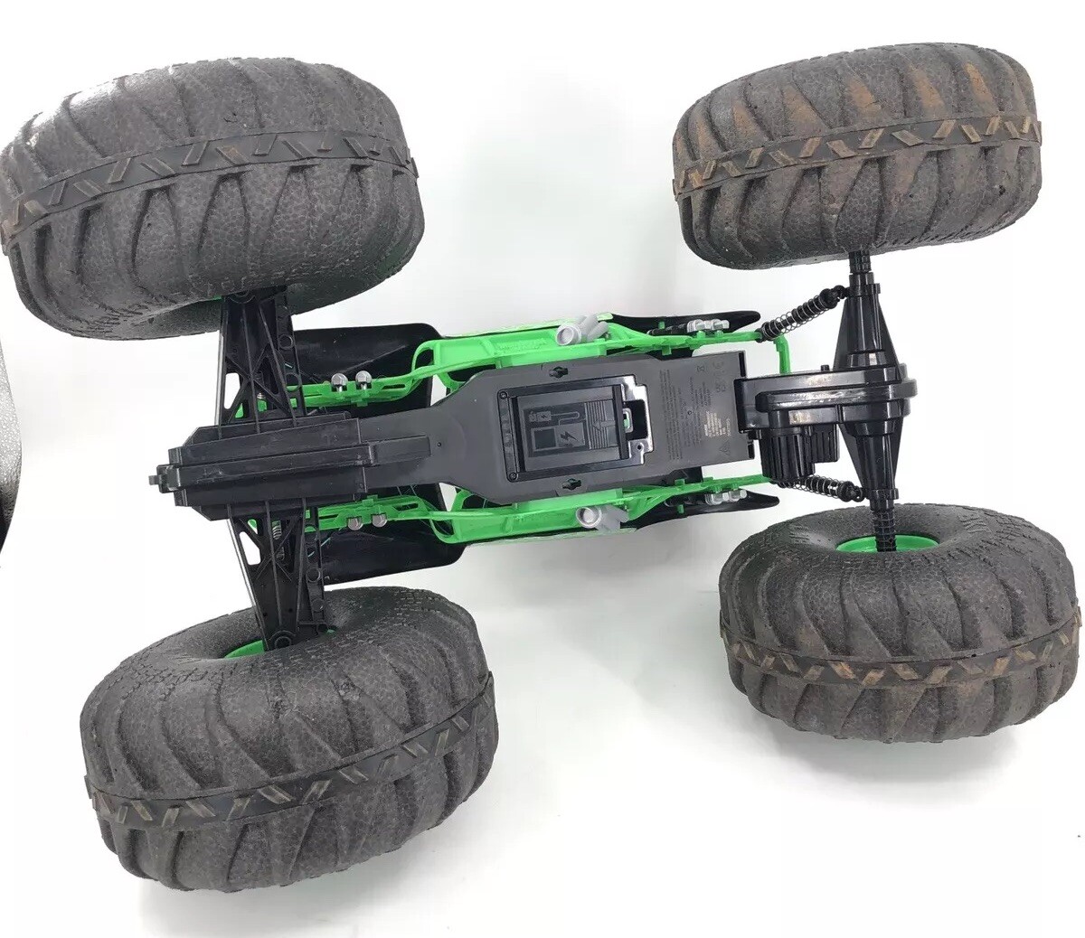 Monster Jam Grave Digger Mega 1:6 Scale Truck 66804RX2 Spin Master