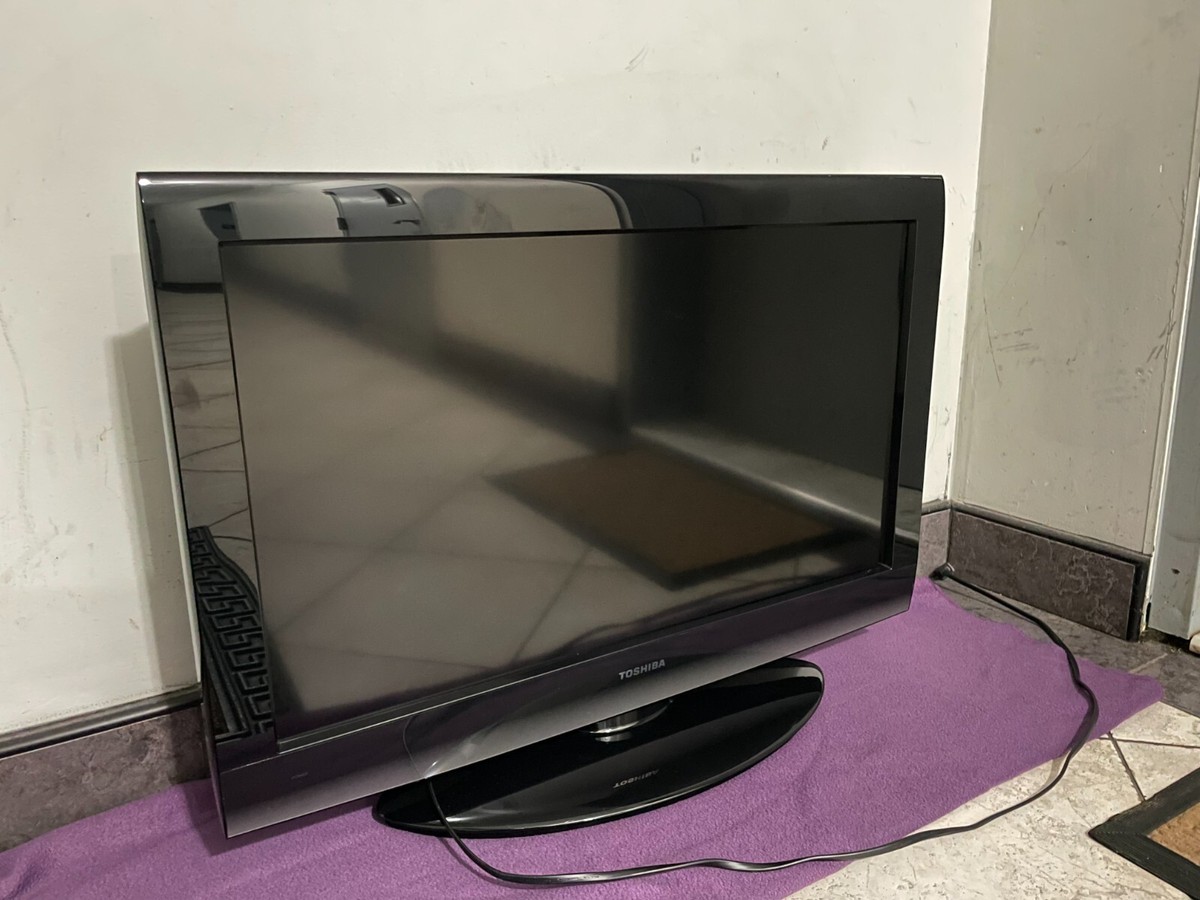 Toshiba Model 32C100U2 32'' LCD 720p HDTV | eBay