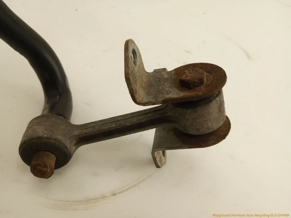 Barra estabilizadora trasera BMW 325i serie 3 E46 2001-2006 sedán OEM Foto 2 de 4