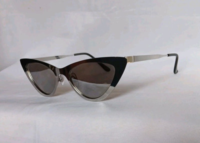 Unbranded 040DT6 Sunglasses 48 17-140 Silver Gray Lenses Metal