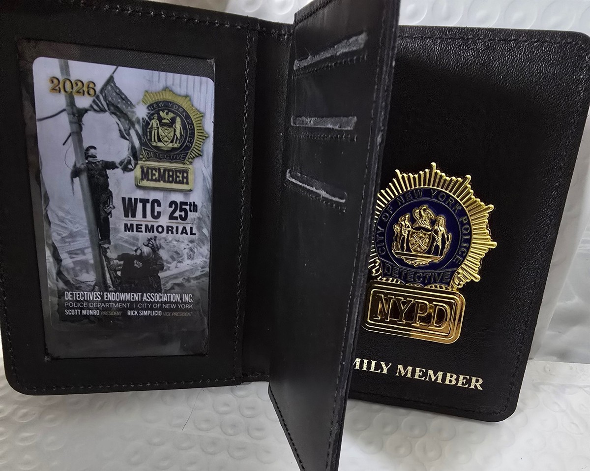 NYPD Detective Family Member Wallet With Mini Badge Replica And A
