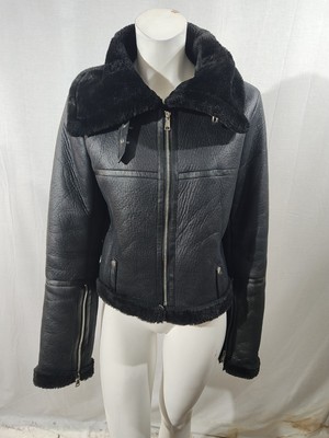 PLT schwarz Kunstleder Kunstfell gefüttert Reißverschluss vorne Fliegerjacke Stil Gr. 10 NEU