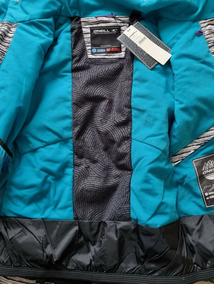 Jaqueta de esqui feminina O'Neill PW Cove Perform branca Aop 7P5017 tamanho pequeno - Imagem 4 de 4