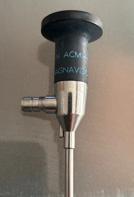 Cistoscopio Acmi FO-8168L Magnavision 70° 4 mm Foto 2 de 4