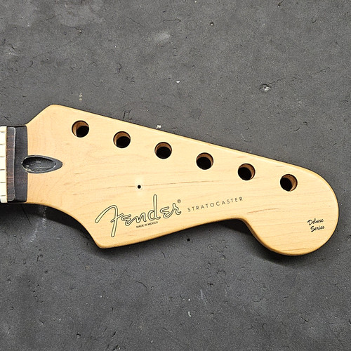 2007 Fender Deluxe Player Rosewood Strat Neck for Stratocaster Electric Guitar