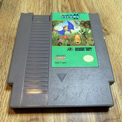 Hudson Soft Adventure Island II Nintendo NES AUTHENTIC WORKING!