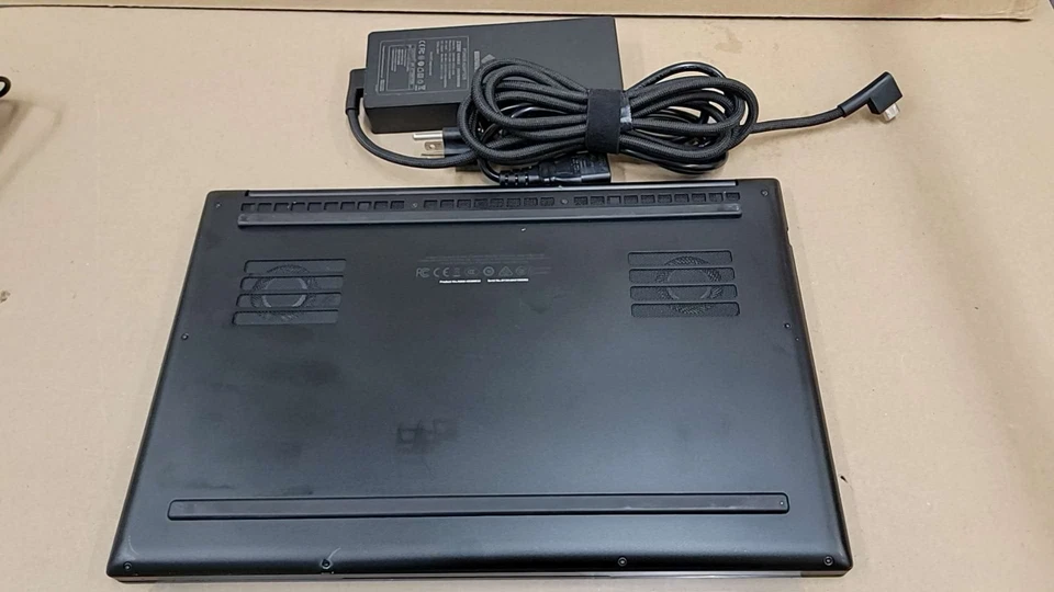 Razer Blade 15 15.6" Intel i7-10750H 32GB 512GB RTX 2060 RZ09-0328 C/AC Win11 H Foto 4 de 4