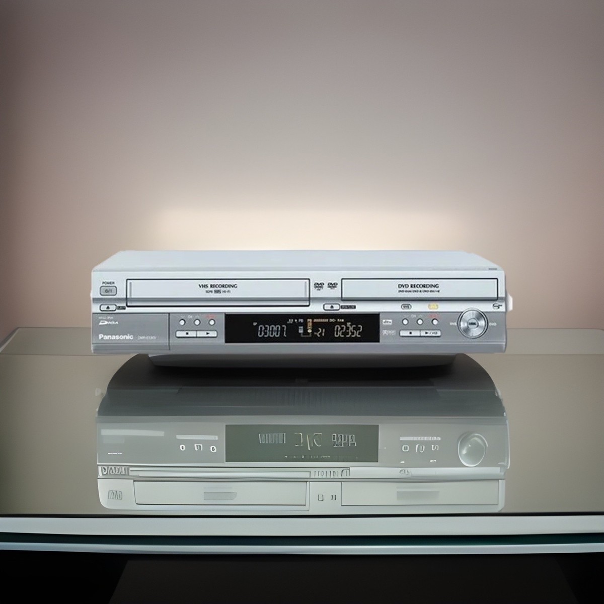 Panasonic: DVD DMR-ES30V Combo DVD-RW Recorder VCR Combo DVD/VHS