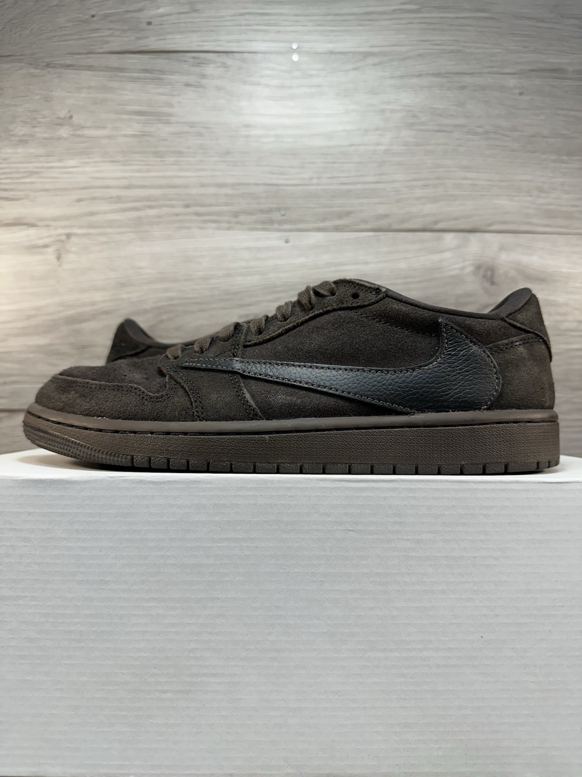 Travis Scott x Air Jordan 1 Retro OG SP Low Velvet Brown - Size 8