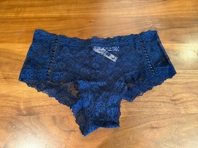 VICTORIA'S SECRET SET: BODY BY VICTORIA FULL COVERAGE BRA & CHEEKY PANTY 38D XL