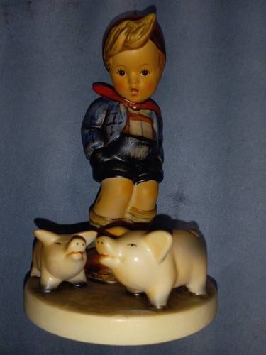 Hummel Goebel FARM BOY #66 (con maiali) - TMK6 - Statuetta alta 5 3/8 - Foto 7 di 7