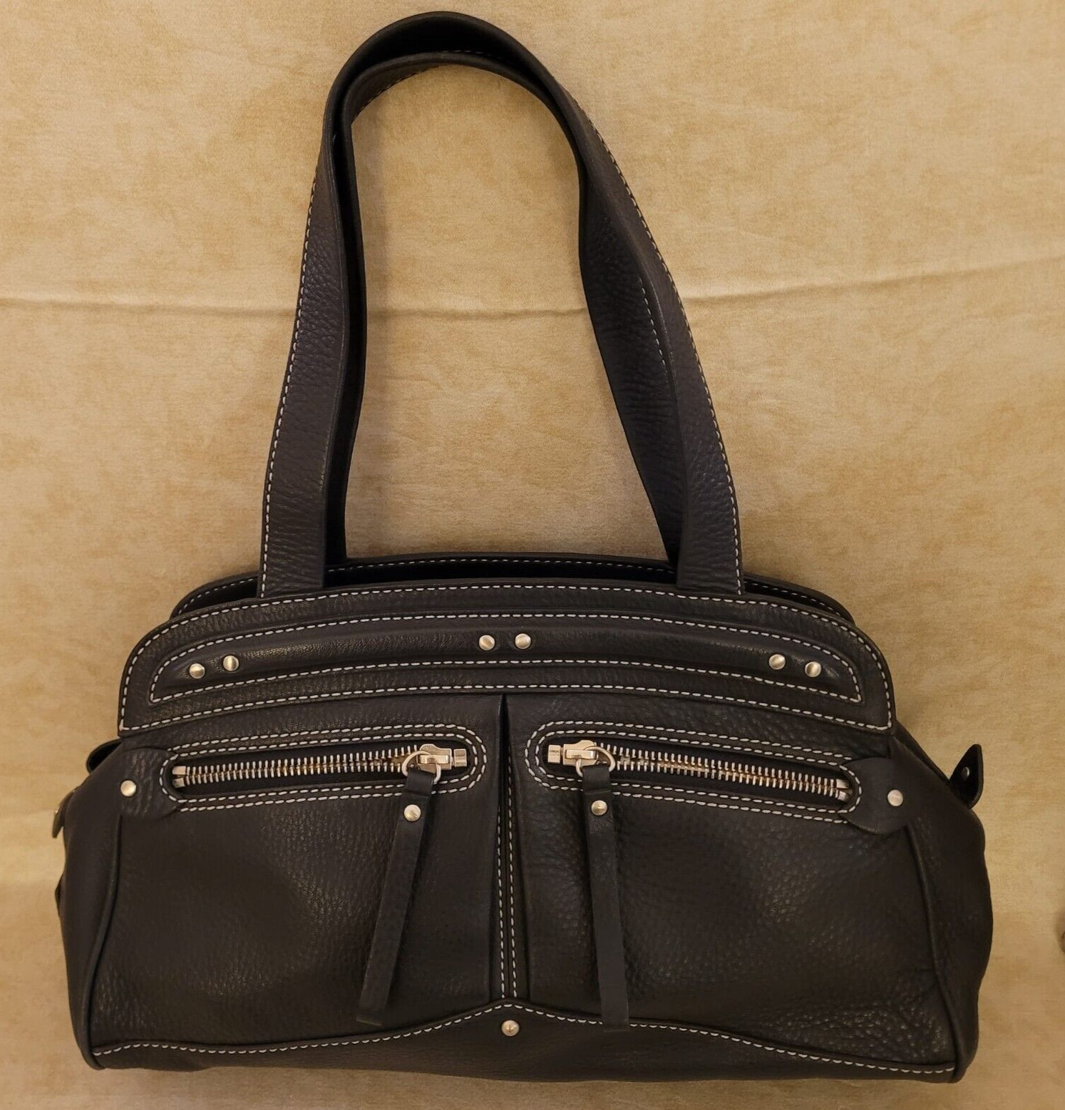Borsa Coccinelle in pelle blu usata perfetta