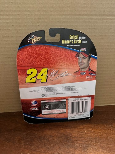 2004 Jeff Gordon Dupont Fontana CA Race Win 1:64 car WC Winners Circle - Picture 2 of 2