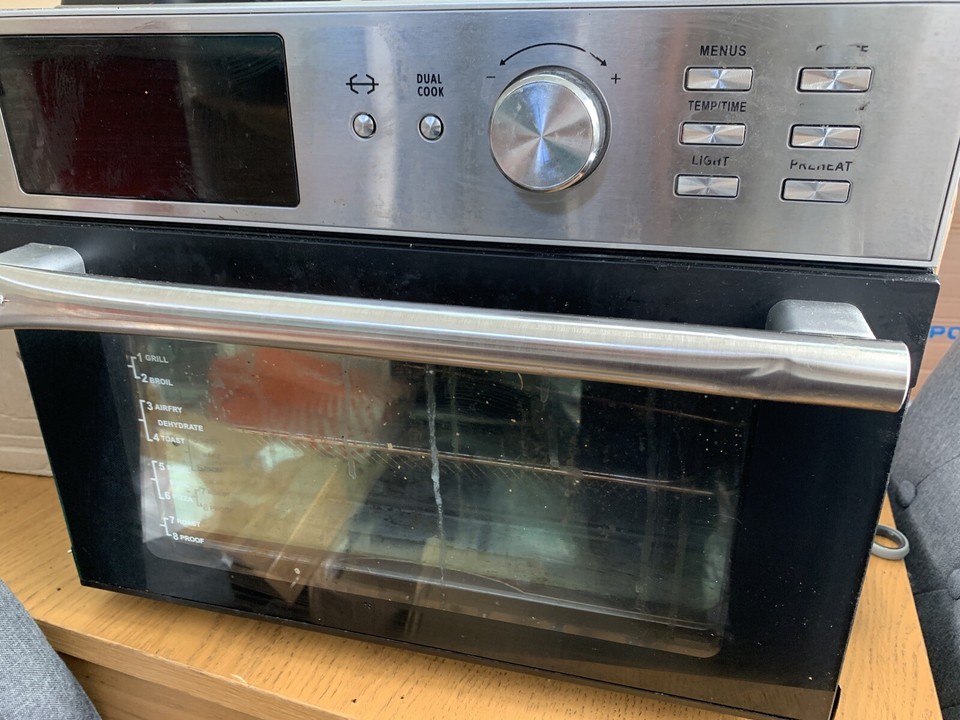 30L Air Fryer Oven, 1800W 21 Preset Mode Countertop Convection .Used