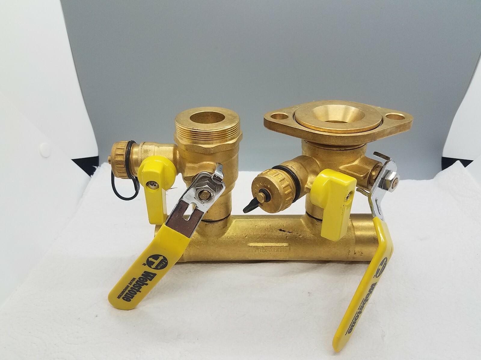 Webstone Hydro-Core Manifold 1-1/4 x 1 in. Sweat Brass Ball Valve