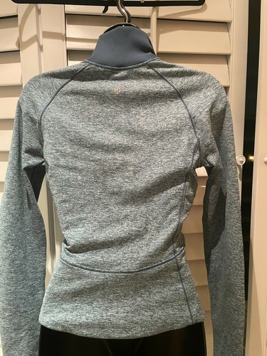 Long sleeve LULULEMON ALWAYS ALERT 1/2 ZIP Sz 4 in Heathered Petrol Blue fleece. - Picture 8 of 11