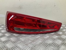 Audi Q3 8U 2014 Links Rückleuchte Heckleuchte innen 8U0945093 MJA90070