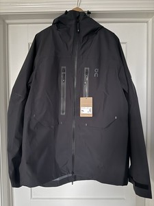 ［新品］on Cloud Jacket ブラック Lサイズ On Cloud Jacket | eBay