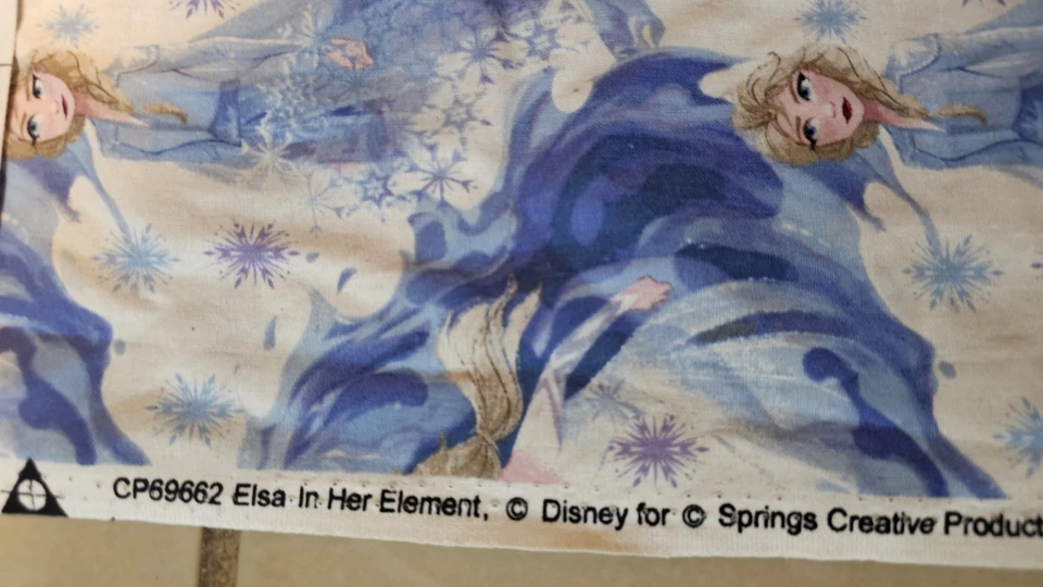 FROZEN 2 - Elsa In Her Element - FABRIC -  fat quarter - 18x22 in - NEW - Image 4 of 4