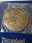 Disneyland Alice in Wonderland White Rabbit Perfect Attendance 1993-94 Cast Coin — photo 2
