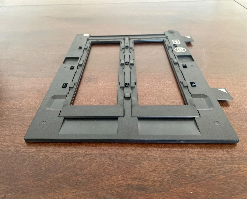 Epson medium format film holder for V700/V750/V800/V850 scanner (1713)