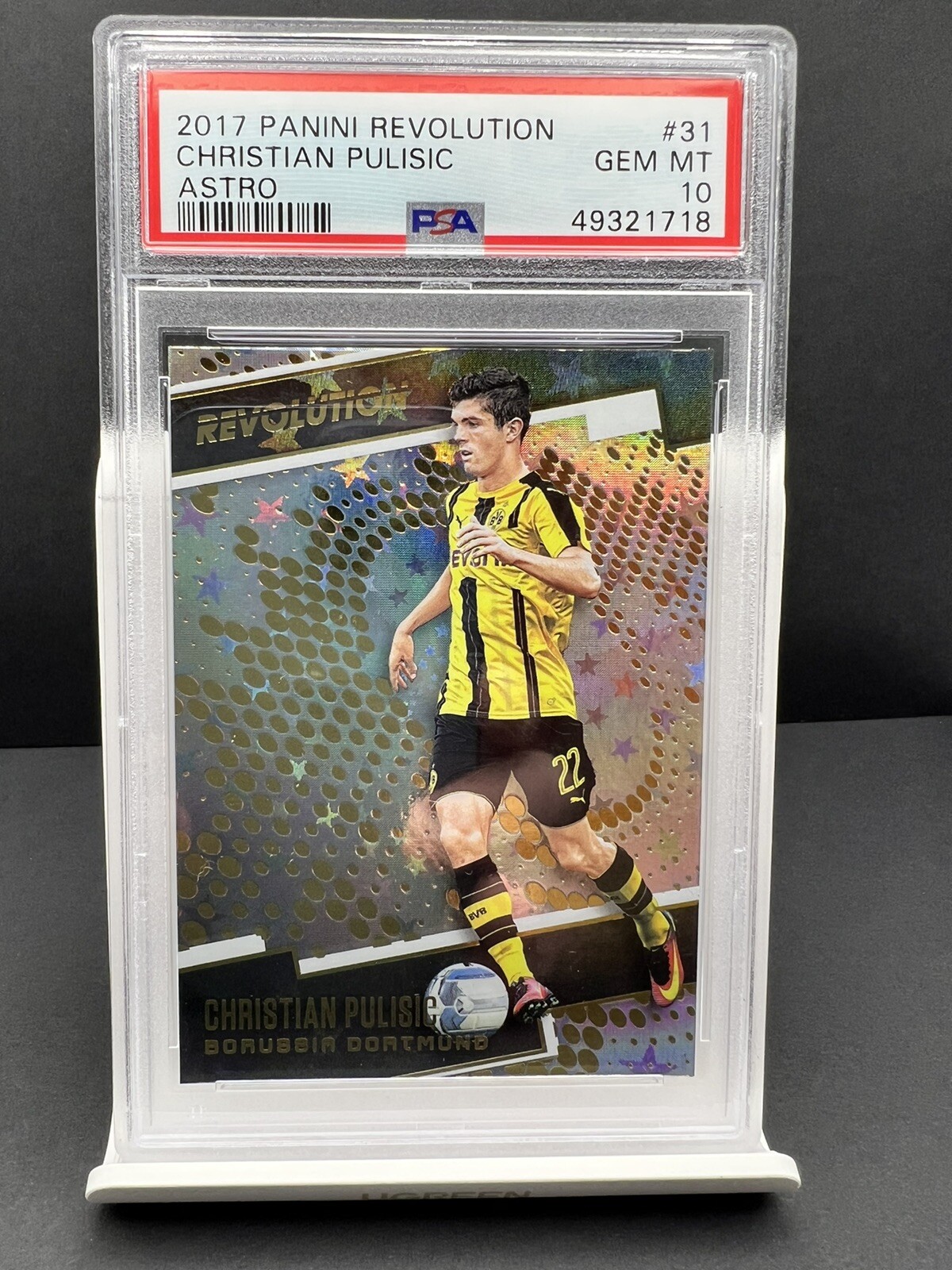 2017 Panini Revolution #31 Christian Pulisic Rookie Astro PSA 10 GEM MINT